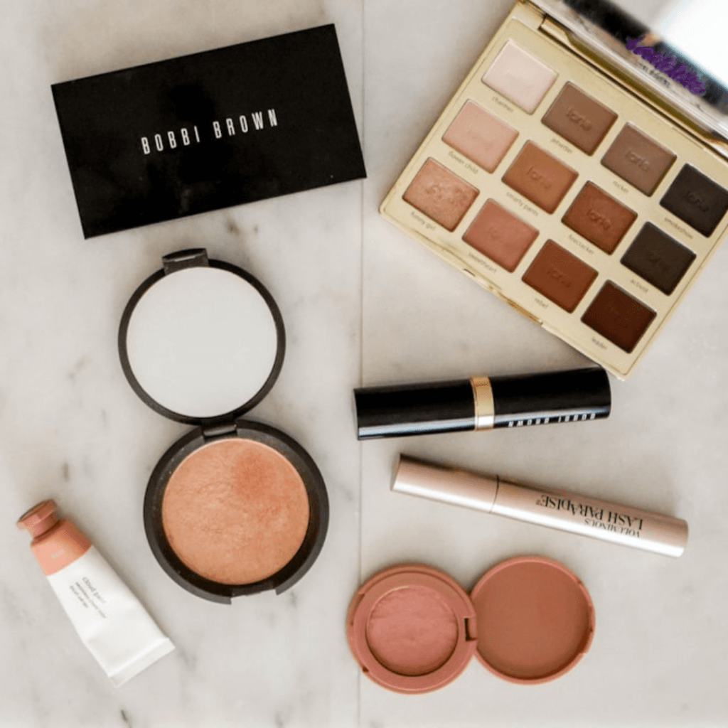 Applications of Activated Carbons in Cosmetics